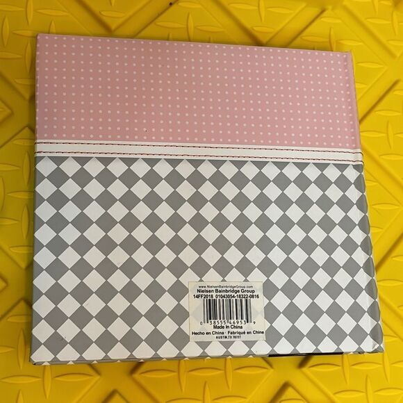 Pinnacle Pink and Gray Photo Album with Whale and Checkers - Picture 2 of 4